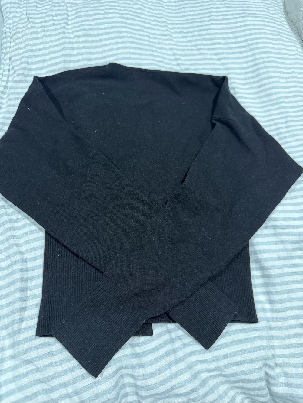 Aritzia Golightly cardigan - Picture 3 of 4